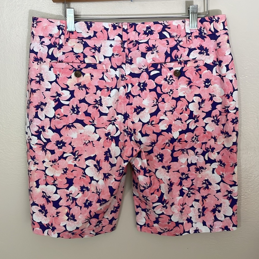 EUC Lands End Floral Shorts. SZ 6 - Picture 3 of 5